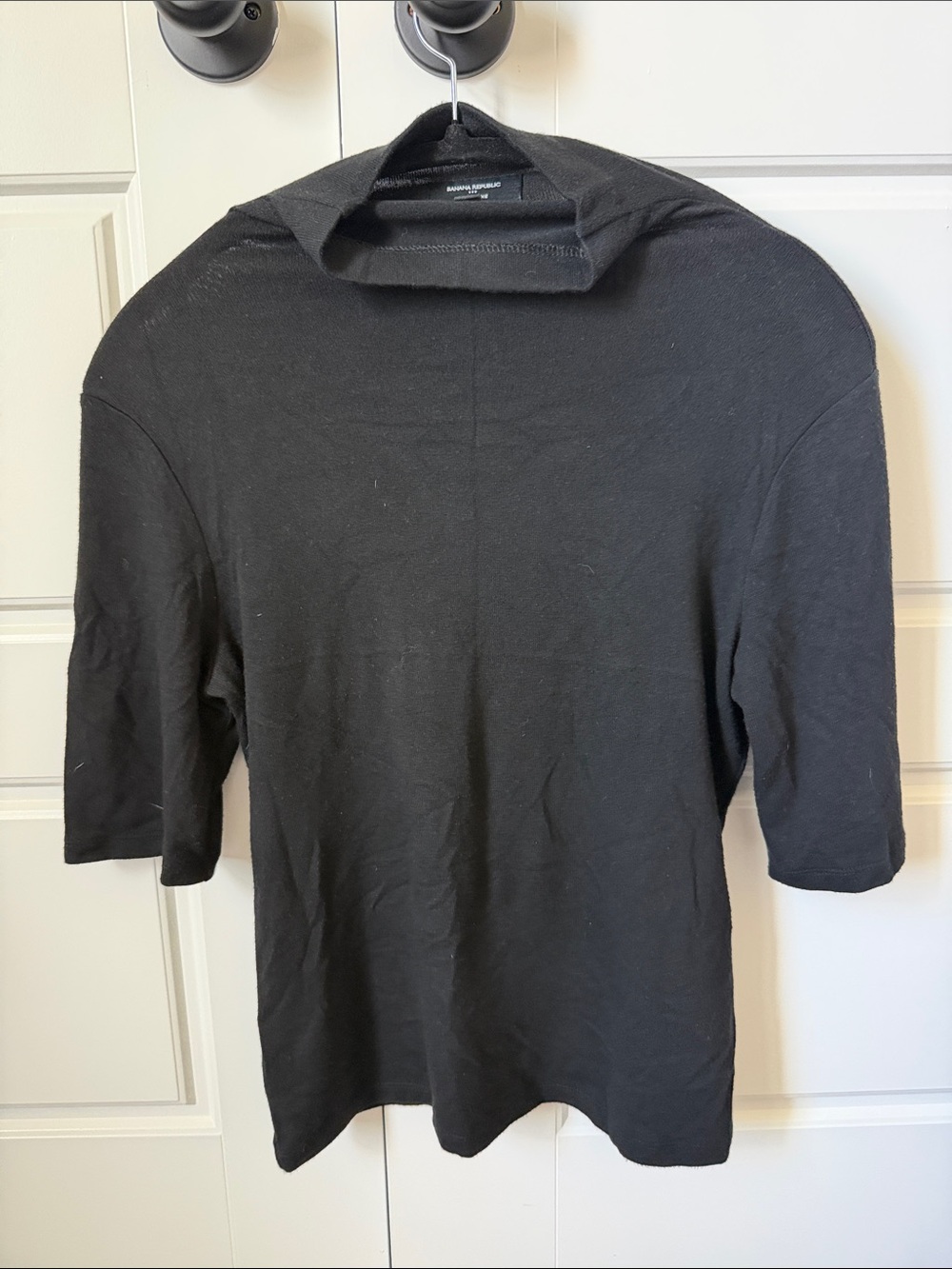 Banana Republic Black Short-Sleeve Women's Tee